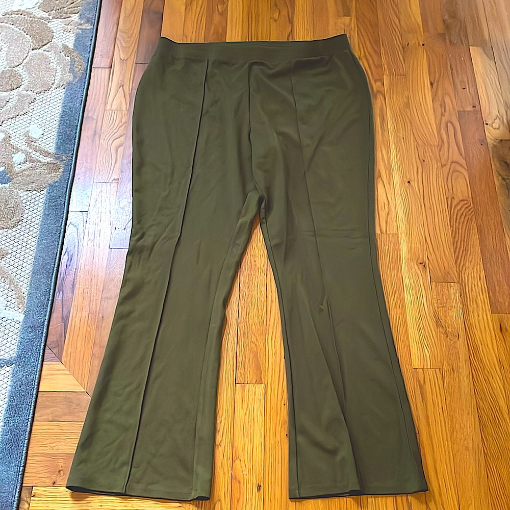 Like new worn once ponte knit pants